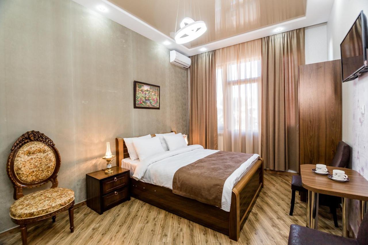 George Hotel Tbilisi ภายนอก รูปภาพ