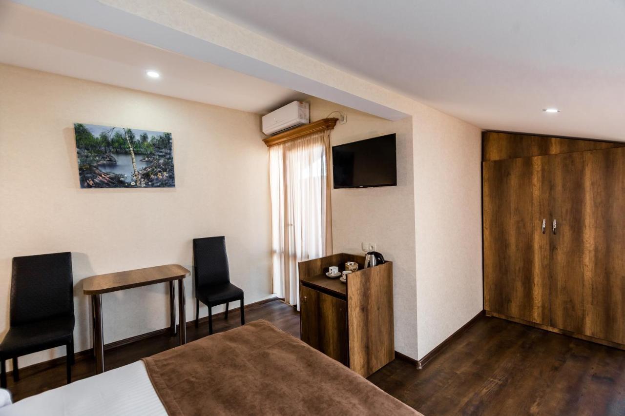 George Hotel Tbilisi ภายนอก รูปภาพ