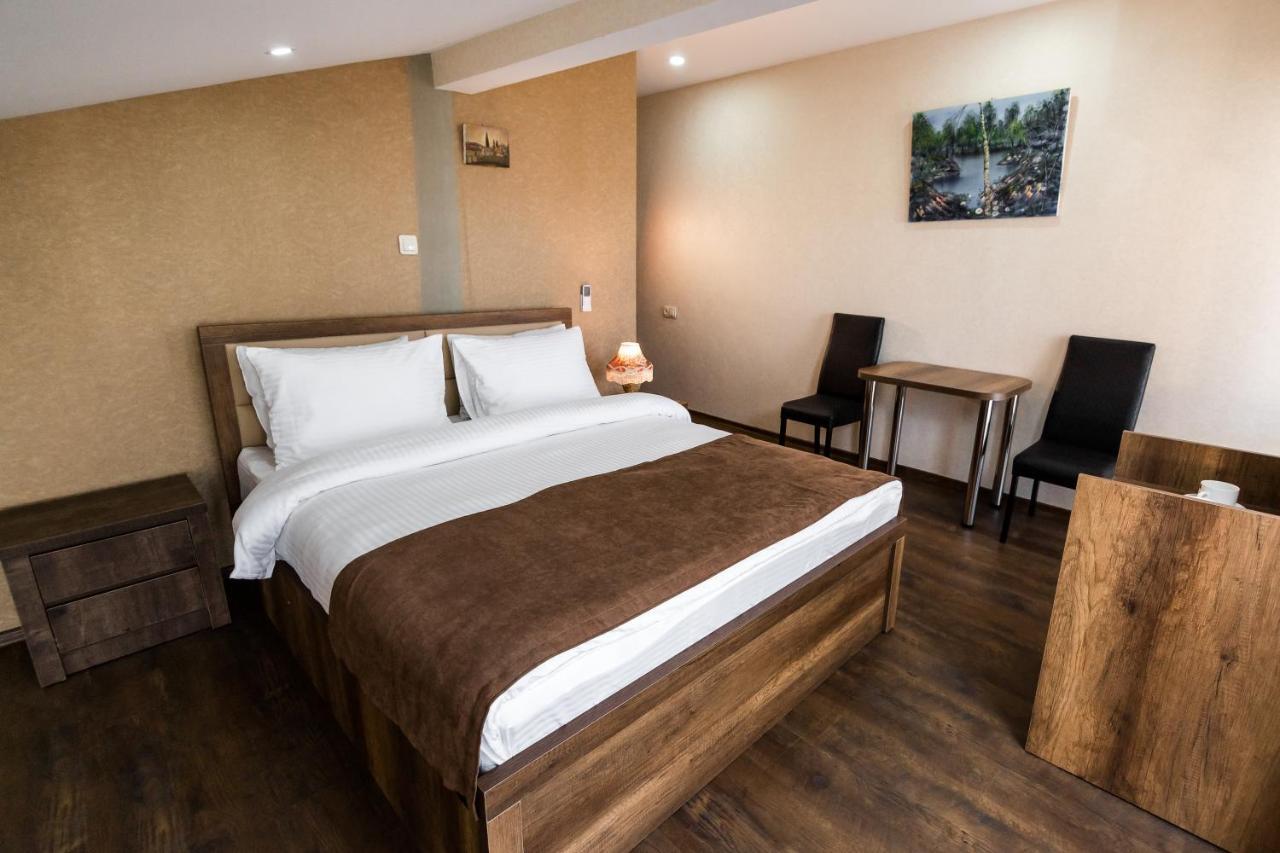 George Hotel Tbilisi ภายนอก รูปภาพ