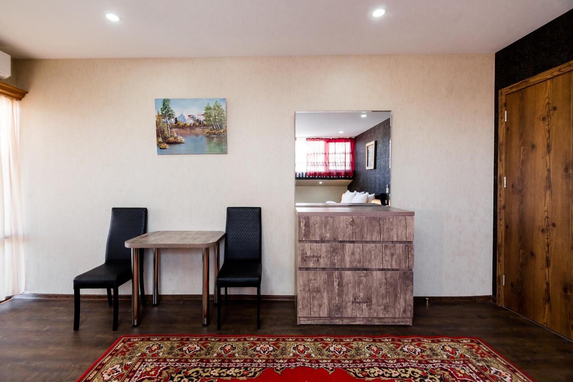George Hotel Tbilisi ภายนอก รูปภาพ