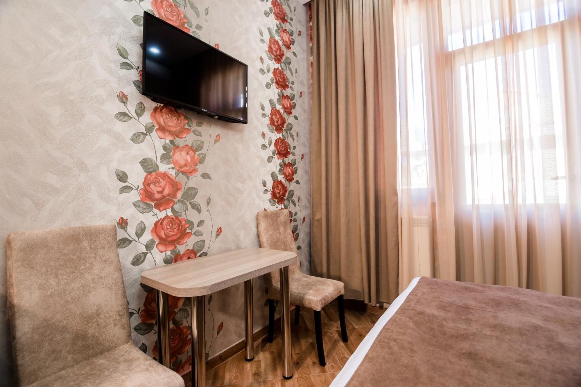 George Hotel Tbilisi ภายนอก รูปภาพ