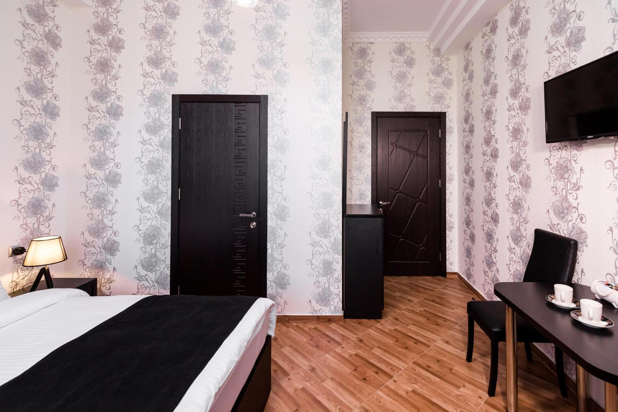 George Hotel Tbilisi ภายนอก รูปภาพ